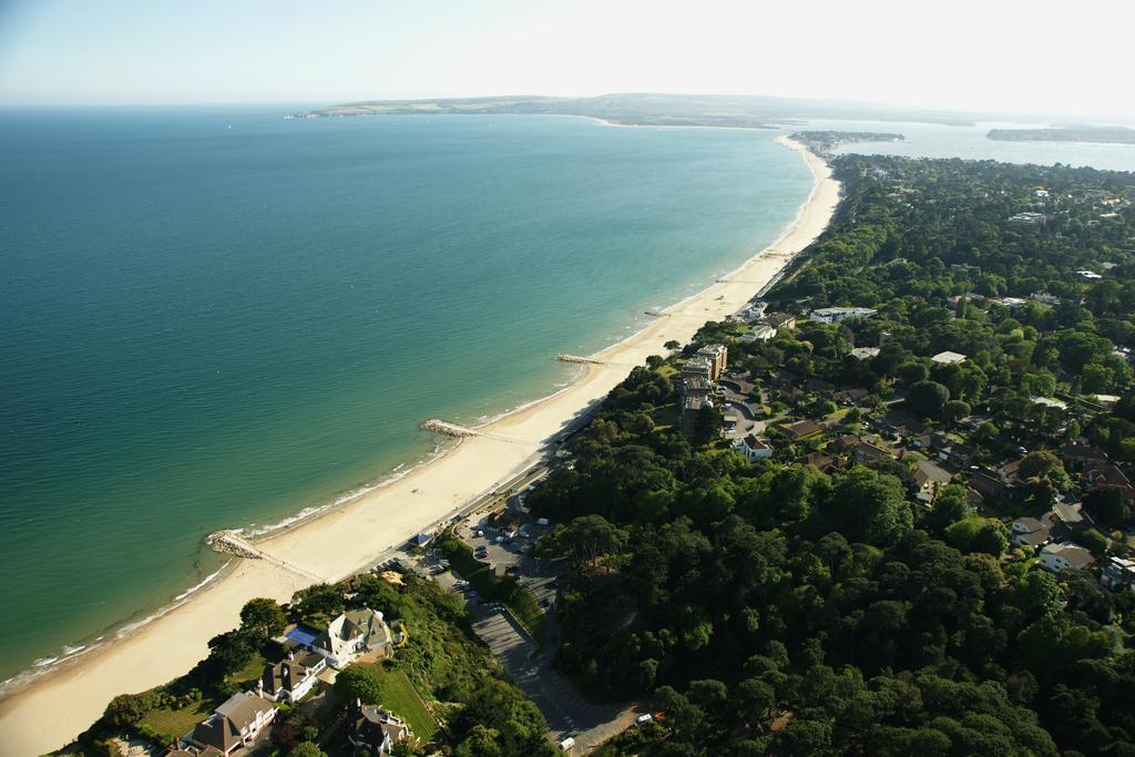 The Canford Poole Eksteriør billede